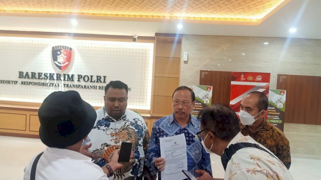 Didit Hariadi S.H (kuasa hukum PT. CLM) dan rekan (Ist) 
