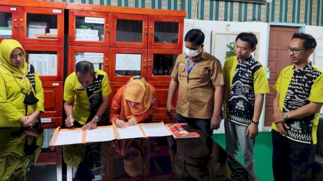 SMK Darussalam dan PTSinar Gowa tekanMoU (dokumen: istimewa)