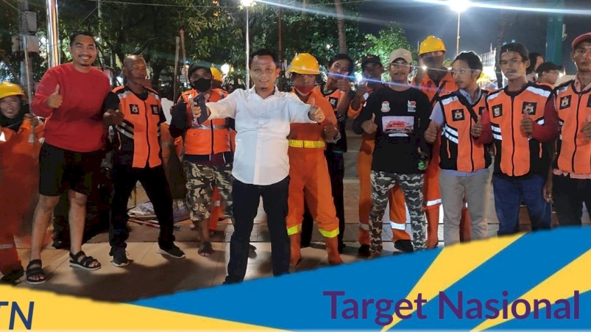 Camat Tallo Kerahkan Satgas Kebersihan di Lokasi F8 Makassar