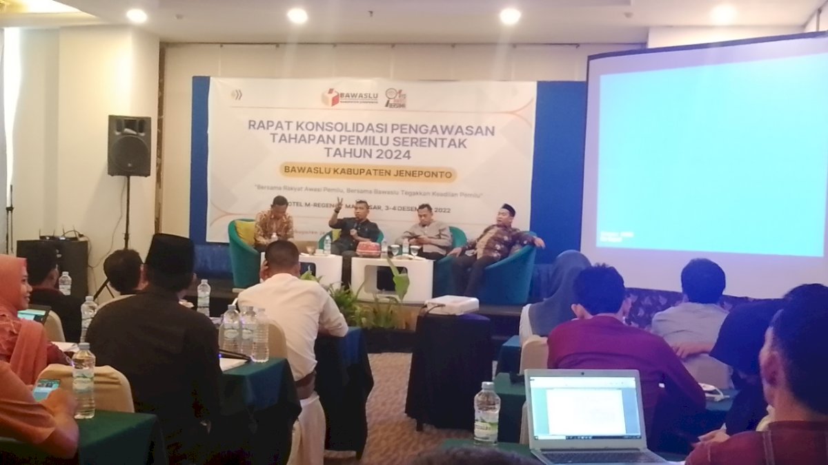 Perdalam Ilmu Pengawasan, Bawaslu Jeneponto Gelar Rakon Dengan Panwaslu