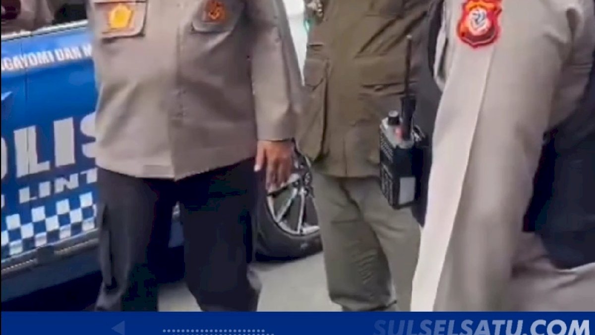 VIDEO: Ridwan Kamil ke Lokasi Kejadian Bom Bunuh Diri