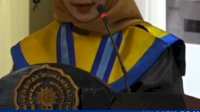 VIDEO: Wisudawati Asal Thailand Ini Ngaku Suka Makanan Tradisional Kendari Sinongi