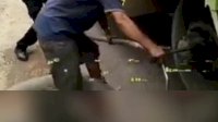 VIDEO: Ban Mobil Truk Meledak, Polisi Ini Sigap Membantu Sopir