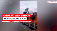 VIDEO: Detik-detik Kapal FC ARK Shiloh Tenggelam saat Bersandar di Perairan Sungseng