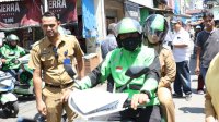 Ojol Day, Wawali Fatmawati Rusdi Gunakan Ojol Sambangi 3 Longwis di 3 Kecamatan