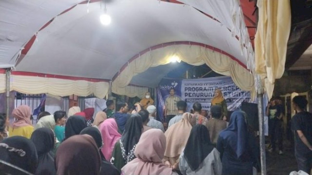 Kadis PPKB Makassar dan Anggota DPRI RI Aliyah Mustika Hadiri Sosialisasi KIE Program Percepatan