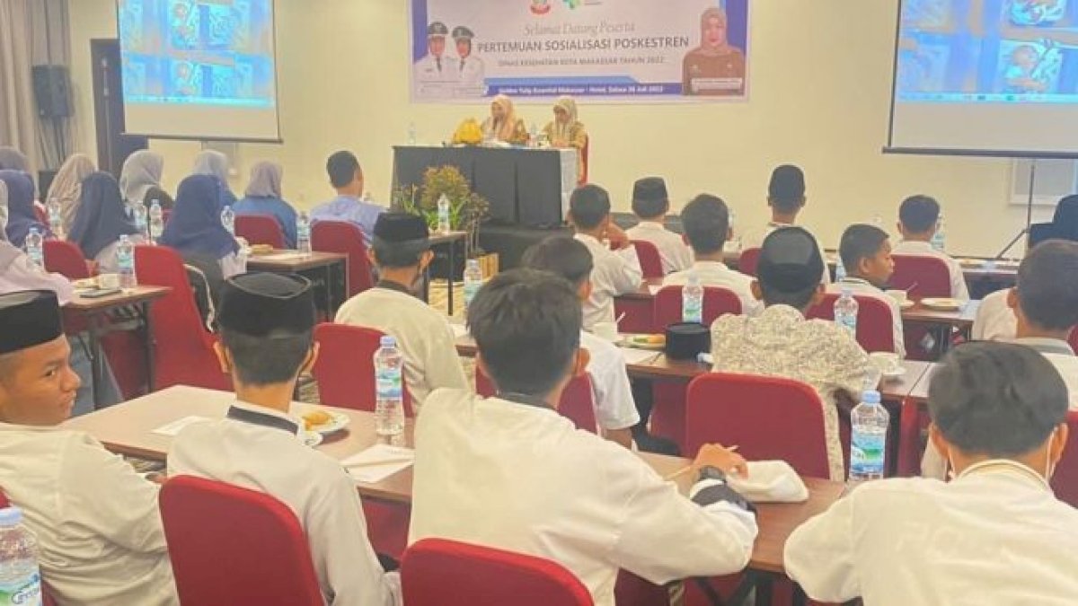 Dinkes Kota Makassar Gelar Poskestren Berdayakan Masyarakat di Pesantren