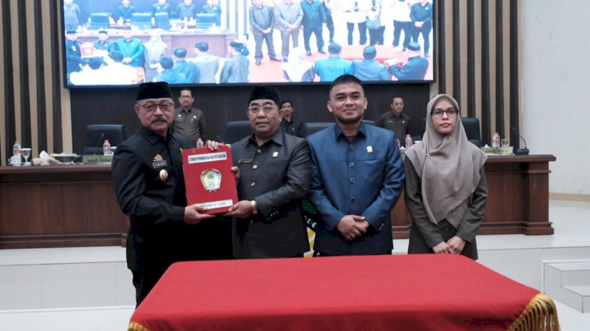 APBD Kabupaten Gowa 2023 Ditetapkan, Wabup Gowa Apresiasi Kinerja Banggar dan TAPD