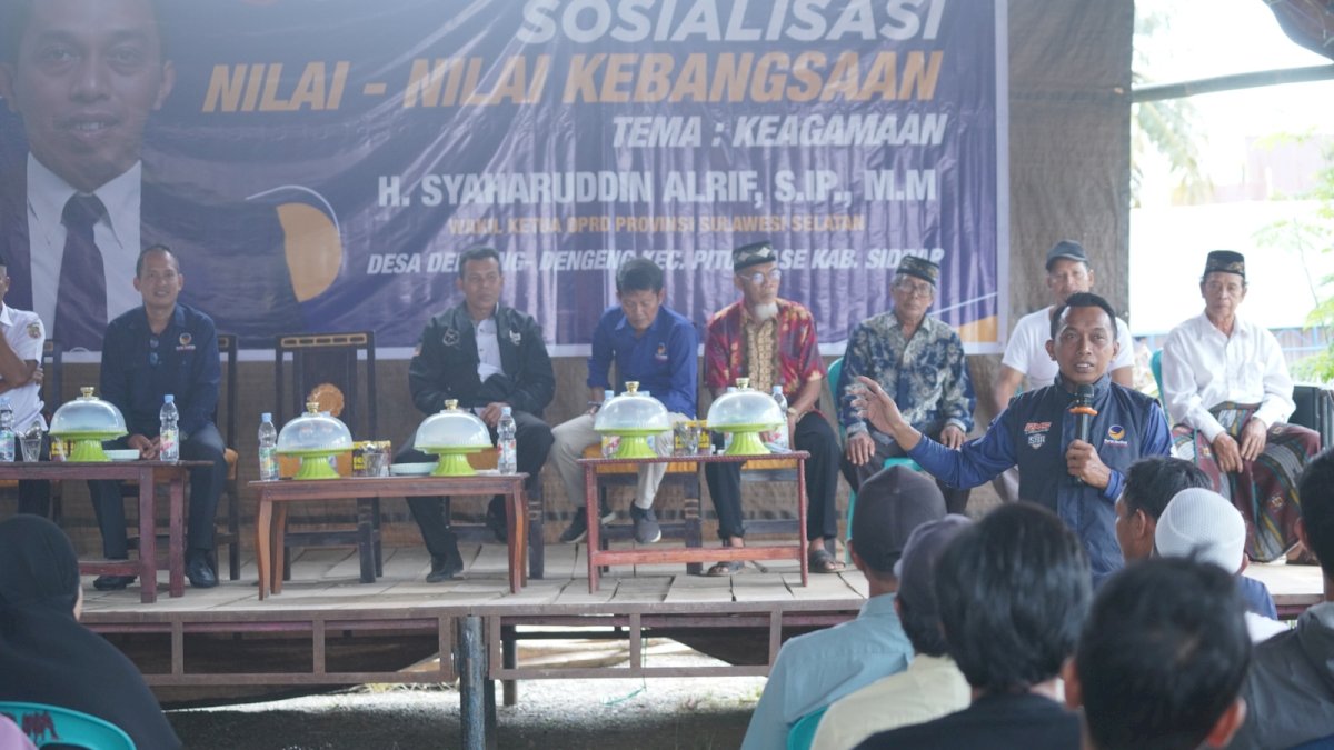 Syaharuddin Alrif Gelar Sosbang Bersama Warga Desa Dengeng-Dengeng Sidrap