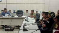 Datangi Kantor DPRD Lutim, Masyarakat Tanyakan Terkait 2 Bacalon Wabup Lutim Belum Ditetapkan