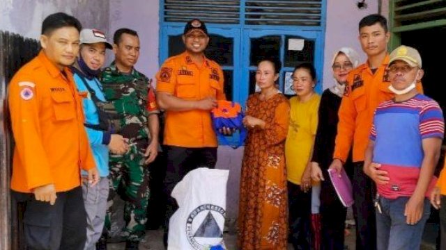 Bantuan yang disalurkan untuk korban kebakaran di Kecamatan Manggala (dokumen: istimewa). 