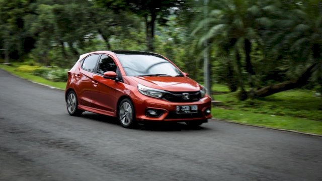 Honda Brio jadi mobil populer di ajang Uzone Choice Awards 2022 (dokuemn: istimewa).