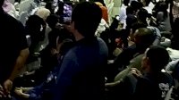VIDEO: Anies Baswedan Nyanyi “Maju Tak Gentar” Saat Sambutan Depan Ribuan Relawan di Makassar