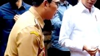 VIDEO: Aksi Jokowi dan Ridwan Kamil Main Latto-latto saat Kuker di Subang