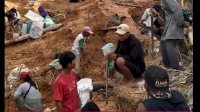 VIDEO: Viral, Penemuan “Batu Emas” di Gunung Mas Kalimantan Tengah