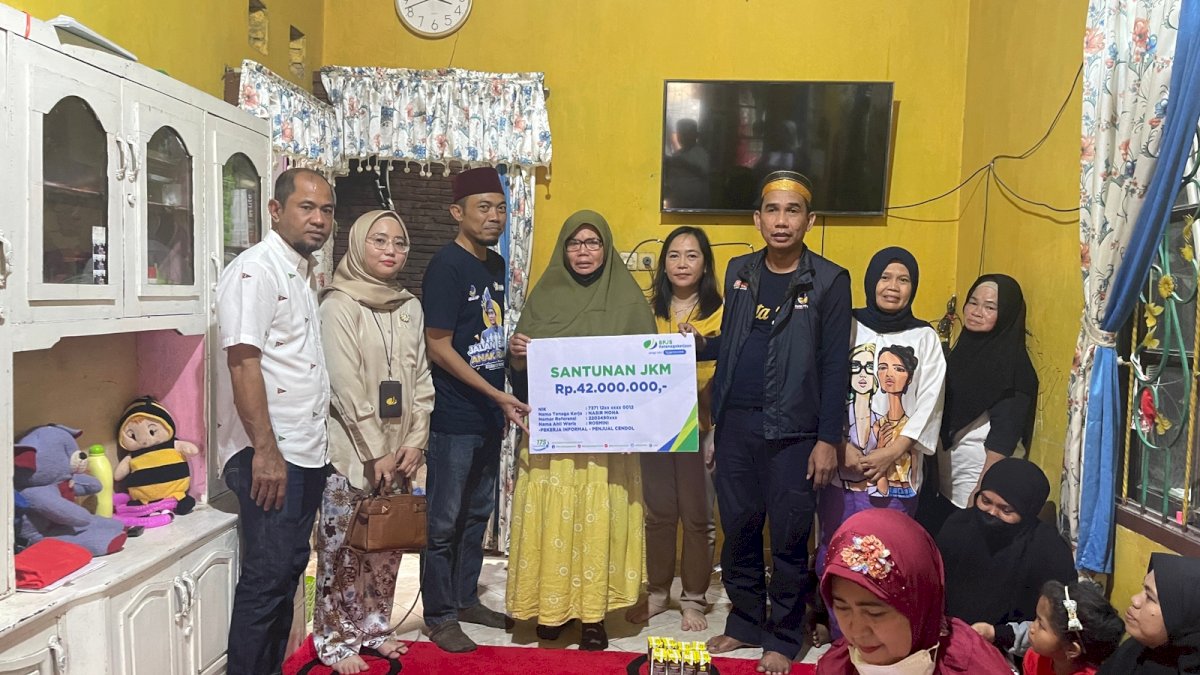 2 Ahli Waris Terima Santunan Dari Rudianto Lallo Kerjasama YARI dan BPJS Ketenagakerjaan