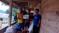Gubernur Sulsel Salurkan Bantuan ke Korban Kebakaran dan Angin Puting Beliung di Toraja