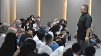Yayasan Hadji Kalla Bekali Penerima Beasiswa Kalla dengan Motivasi dan Pengembangan Diri