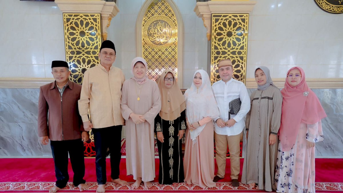 Bupati Barru Resmikan Masjid Zam Zam, Ajak Warga Makmurkan Masjid