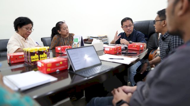 Rapat pengelolaan IPAL yang dipimpin Sekkot Makassar Muh Ansar. (Foto: Ist)