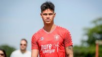 Klub-klub Raksasa Liga Belanda Berburu Bek FC Twente Berdarah Manado