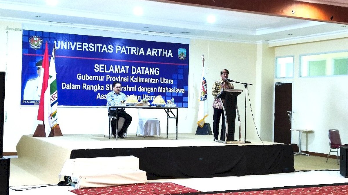 Gubernur Zainal Arifin Motivasi 136 Mahasiswa Kaltara yang Kuliah di UPA