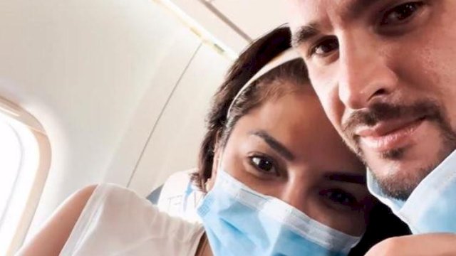 Nikita Mirzani bersama pacar bulenya Antonio Dedola. (Foto: Int)