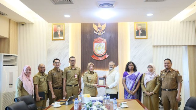 Wawali Fatmawati Rusdi jamu kunjungan Dubes India untuk Indonesia dan Timor Leste Manoj Kumar Bharti. (Foto: Ist)
