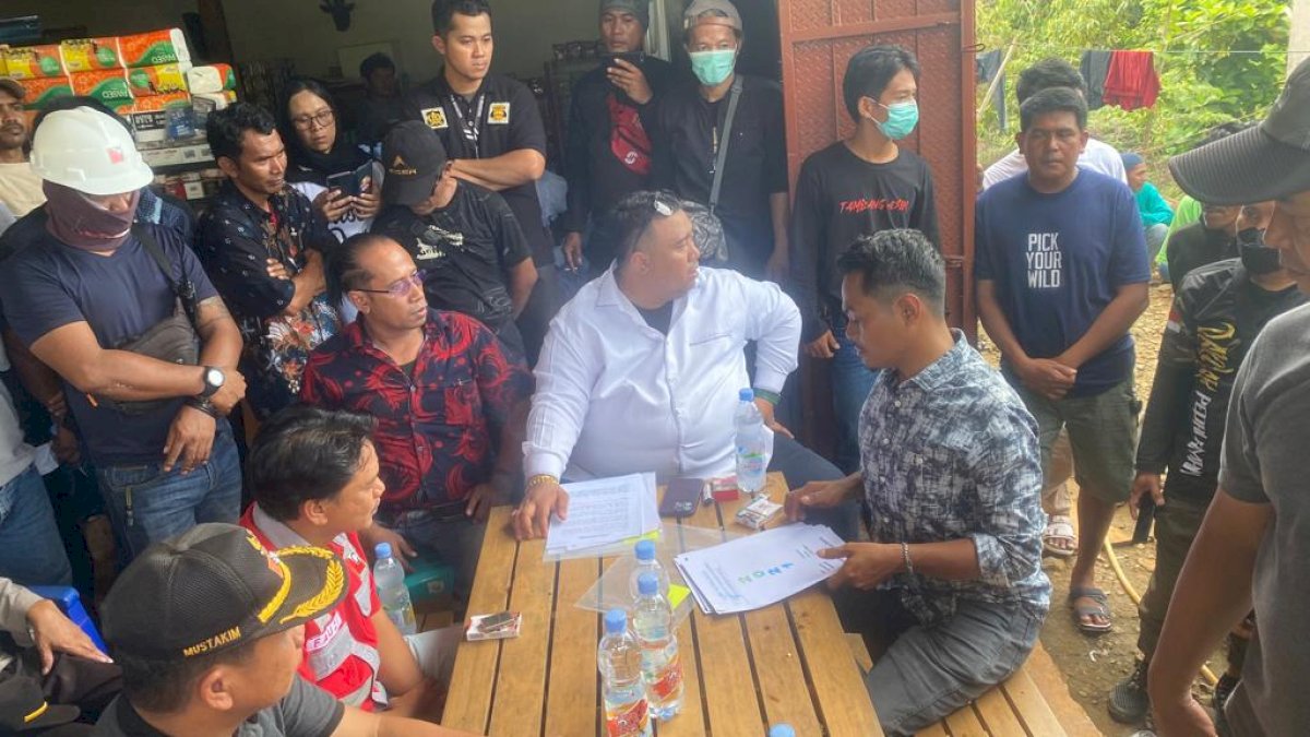 Warga Tolak Lahan Dipakai untuk Pengapalan Ore Nikel Milik PT CLM yang Diduga Dicuri