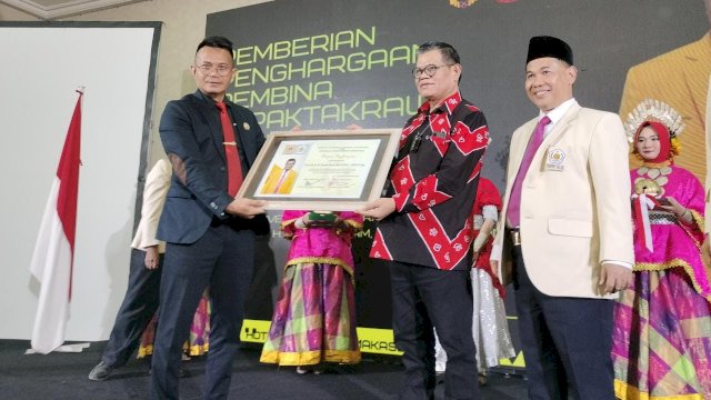 istimewa