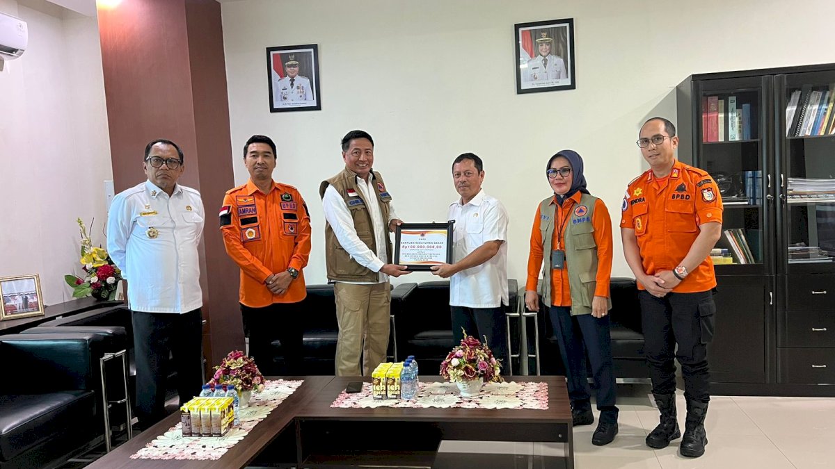 Pemkot Makassar Terima Dana Siap Pakai Rp 350 Juta Dari BNPB