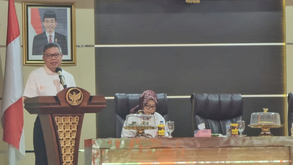 Dinilai Berhasil di Bidang Kesehatan, Taufan Pawe Dapat Pujian Dari Ketua POI Sulselbar