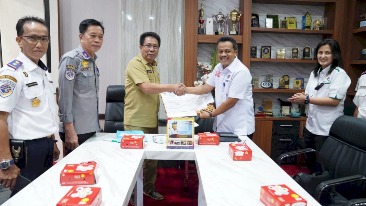 Kemenhub Serahkan Sembilan Pelabuhan Pengumpan ke Pemprov Sulsel