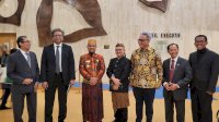 Andi Sudirman Kenakan Pakaian Adat Saat Jadi Pembicara di Forum UNESCO Prancis