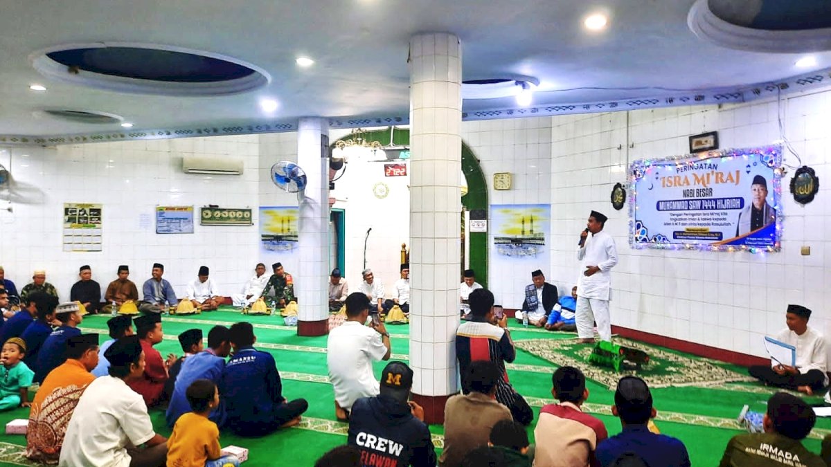 Pesan Penting Ketua DPRD Rudianto Lallo di Peringatan Isra Mi’raj Nabi Muhammad SAW di Kelurahan Buloa