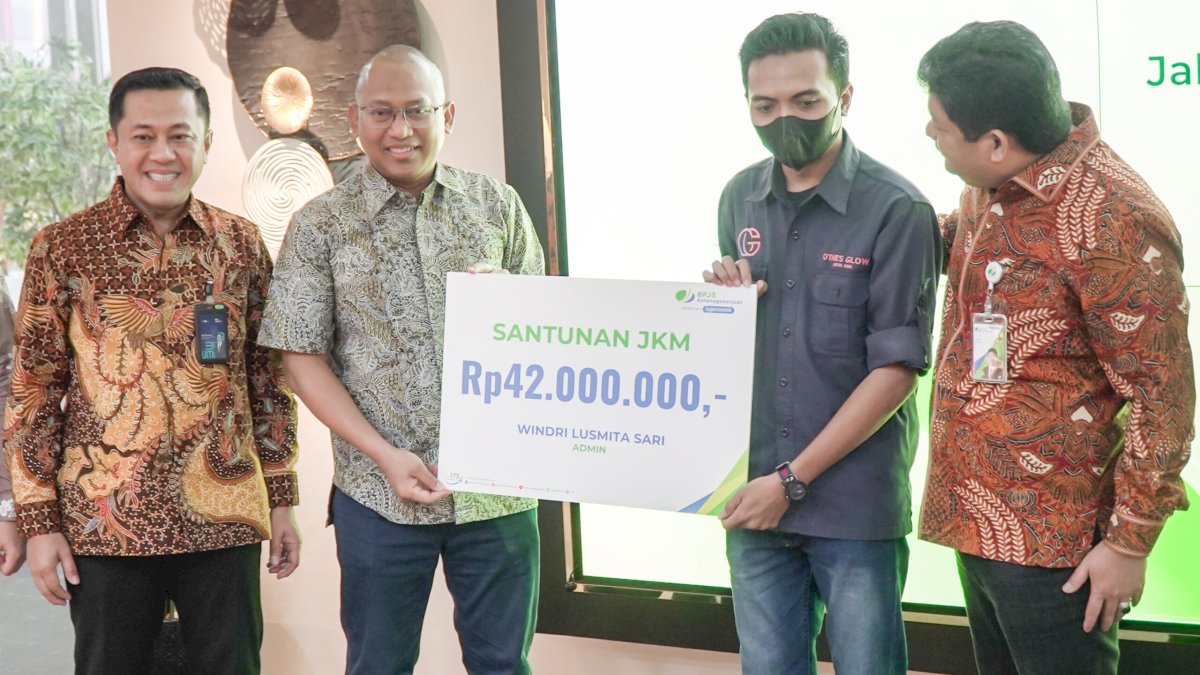 Transaksi BPJS Ketenagakerjaan Kini Bisa Dilakukan di Outlet Pegadaian