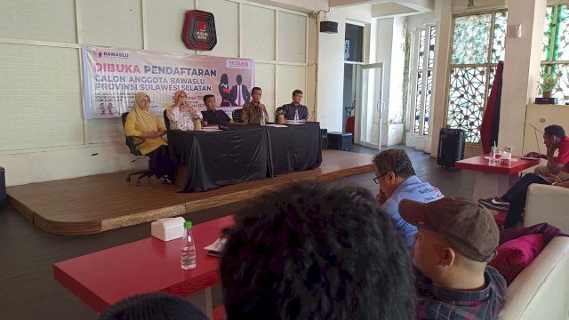 istimewa