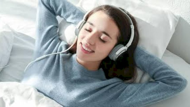 Risiko dengan musik terlalu keras dan lama akan mengakibatkan kehilangan pendengaran permanen (dokumen: istimewa).