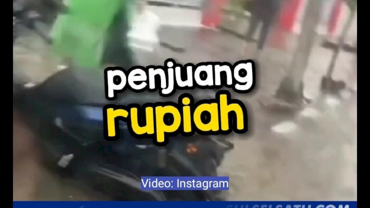 VIDEO: Driver Ojek Online Kejebur Parit saat Antar Pesanan