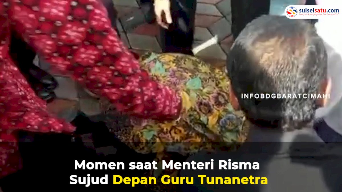 VIDEO: Momen saat Menteri Risma Sujud Depan Guru Tunanetra