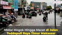VIDEO: Akibat Banjir, Motor Mogok Hingga Macet di Jalan Toddopuli Raya Timur Makassar