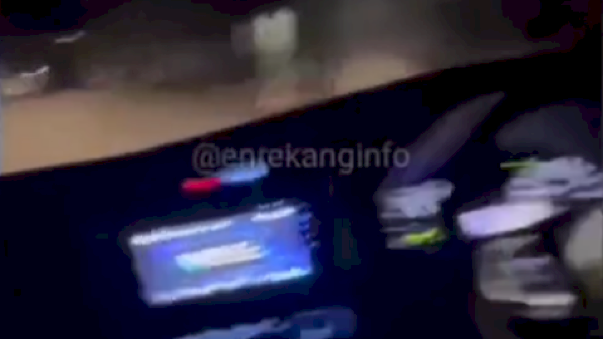 VIDEO: Pengendara Mobil di Enrekang Gunakan Sirine Prank Remaja yang Lagi Nongkrong
