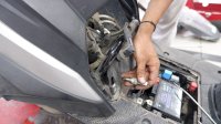 Jangan Lupa! Rajin Periksa Busi Motor Agar Perjalanan Jadi Aman
