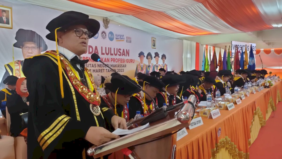 Rektor UNM Kukuhkan 5.480 Alumni PPG Periode Maret 2023