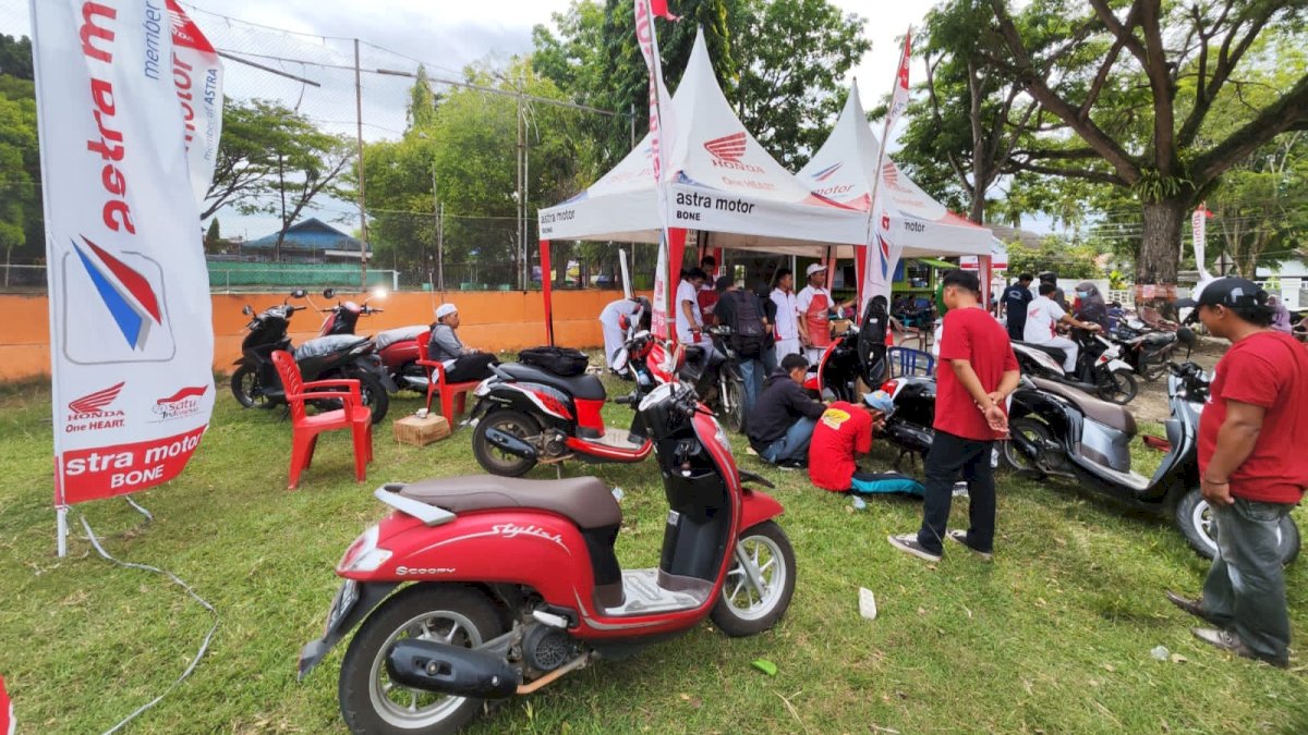 AHASS Astra Motor Sulsel Kolaborasi Bersama SMK 5 Bone Beri Servis Gratis Bagi Konsumen