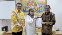 Rektor UNM Didampingi WR I Terima Rekomendasi Pembukaan Prodi Kesehatan dari Kemenkes RI