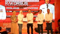 Danny-Fatma Terima Dua Penghargaan Core Values ASN BerAKHLAK dari ESQ Group