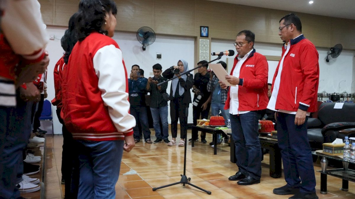 Lantik IKA Unhas Toraja, Danny Pomanto Tekankan Kiprah Alumni Sebagai Kontributor Pemerintah dan Masyarakat