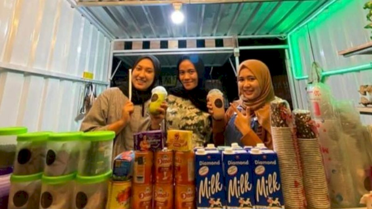 Pastikan Nasabah Naik Kelas, PNM Aktif Edukasi dan Berikan Pembinaan Usaha