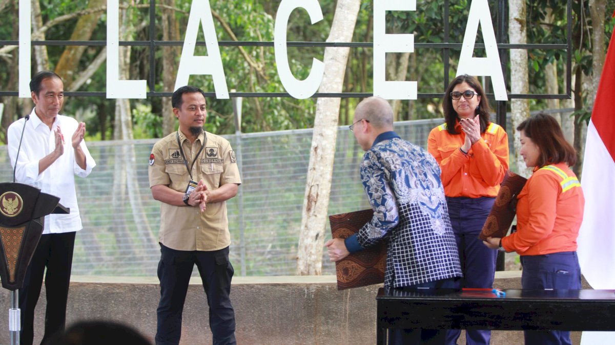 Presiden Jokowi Saksikan PT Vale Indonesia dan Huayou Tandatangani Perjanjian Nikel dengan Ford Motor Co.